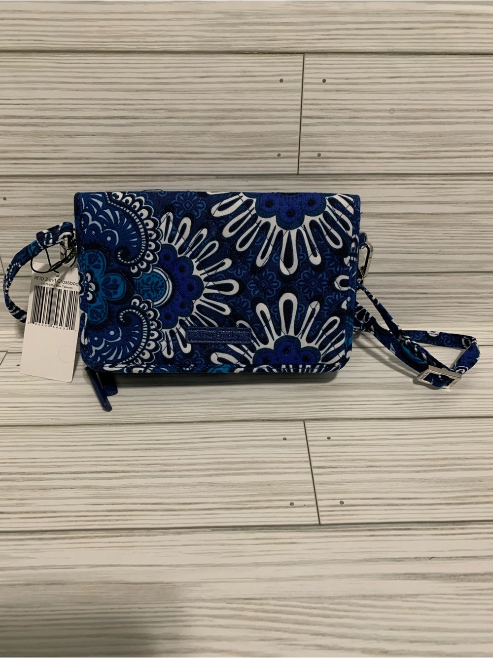 Vera Bradley Blue Floral Quilted 3-in-1 Crossbody Wallet